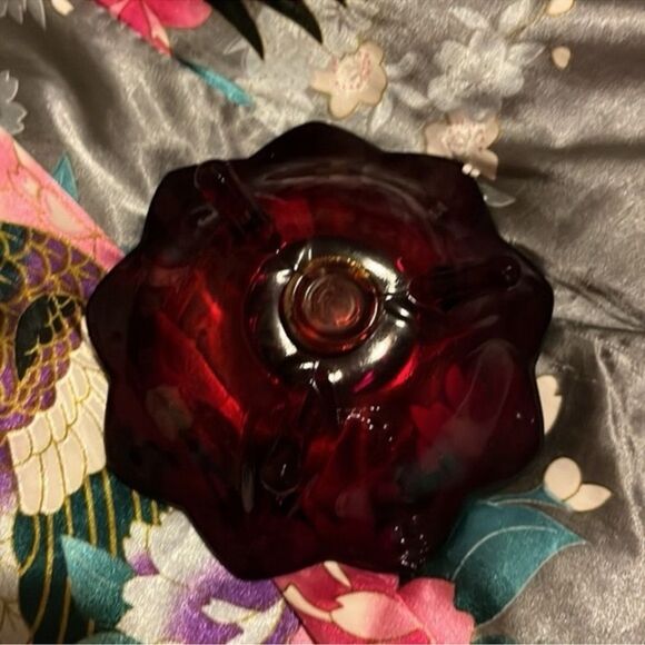 🍠Fenton Vintage Ruby Red Floral 3 Footed Candle Holder 🎉HOST PICK 🎉 - Picture 4 of 16